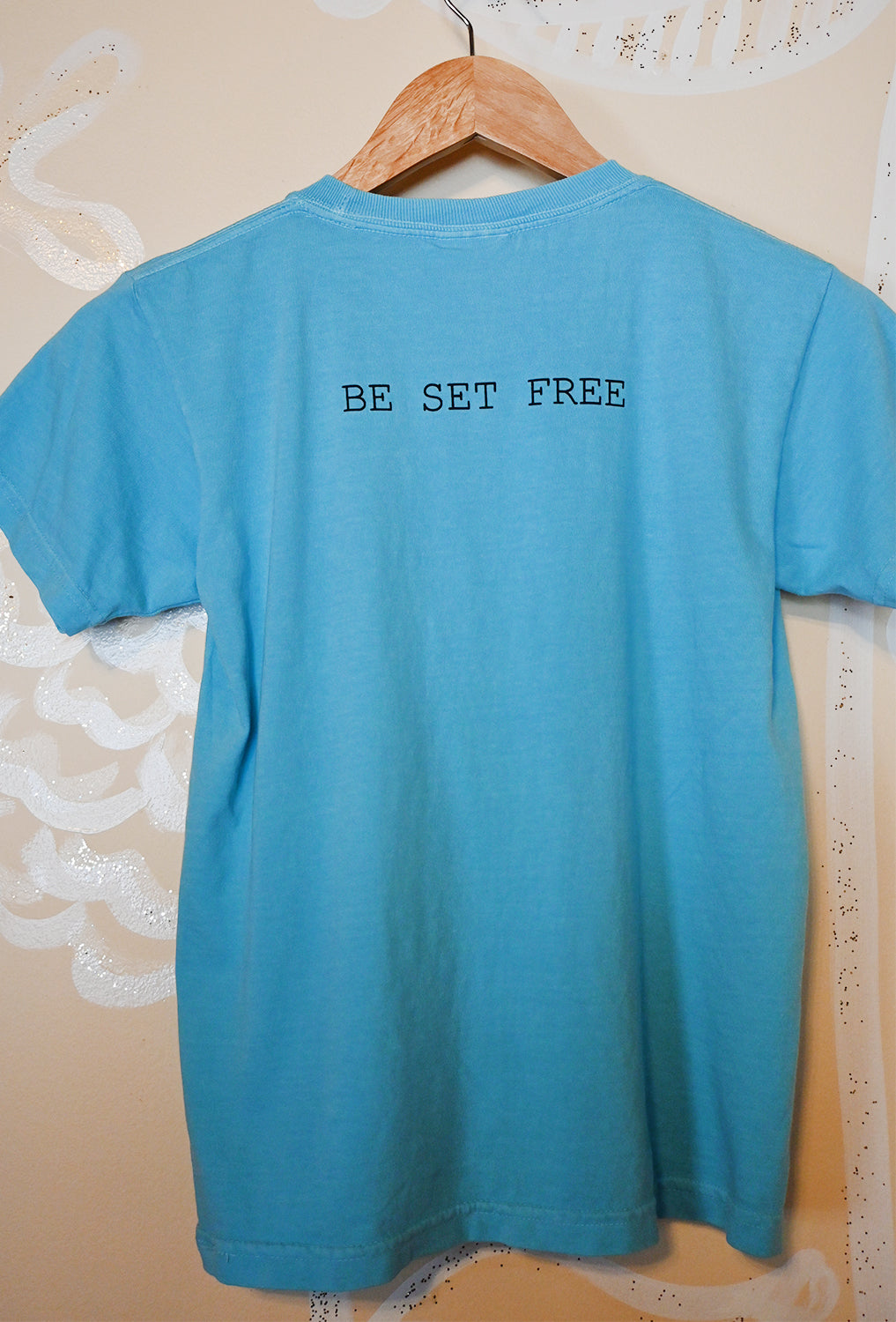 CC YOUTH Be Set Free T-shirt